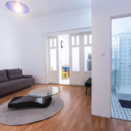 Violin Apartmán