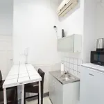 Violin شقة بودابست